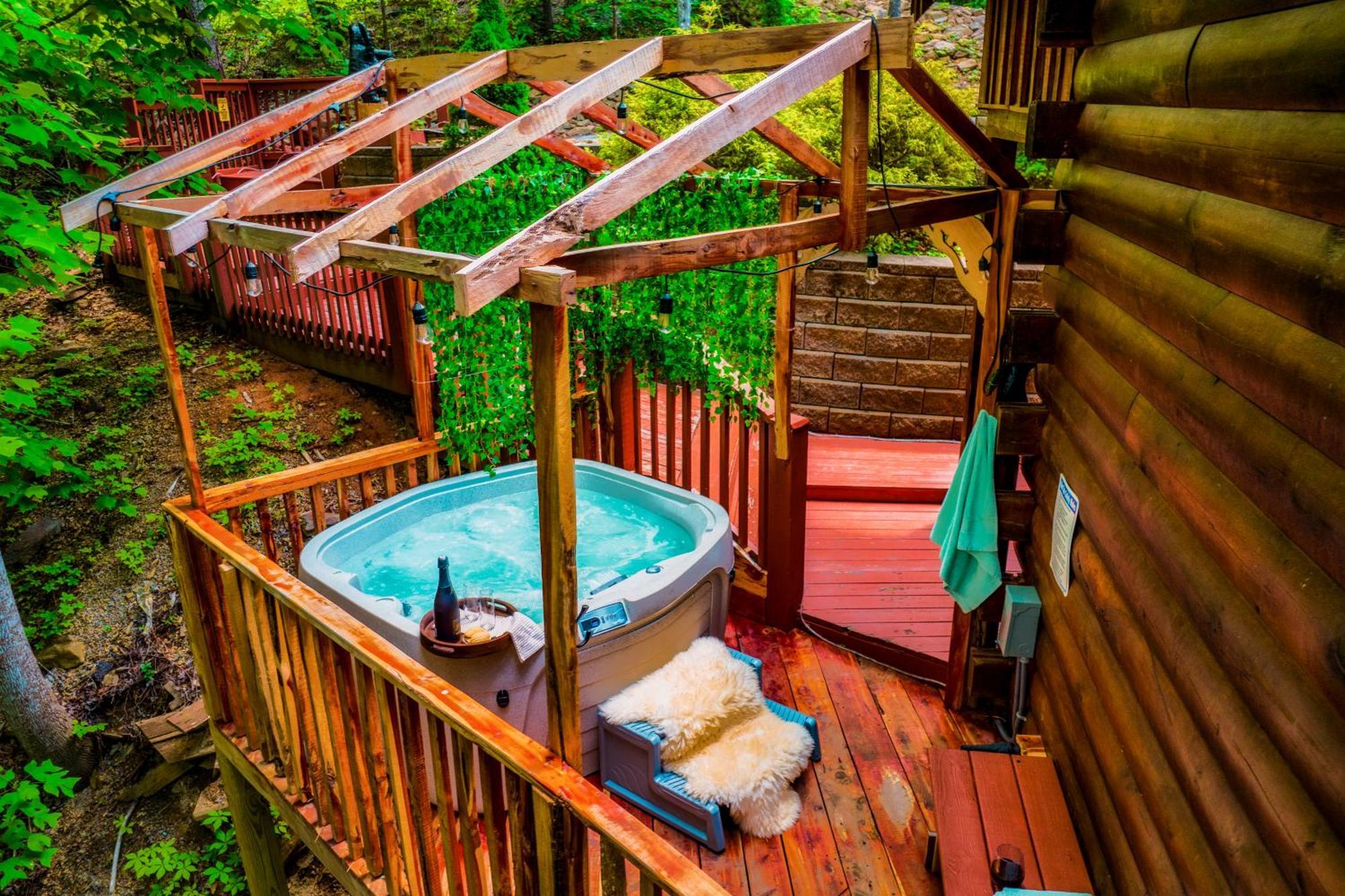 Cabin In A Gated Resort With Seasonal Resort Pool 鸽子谷 外观 照片