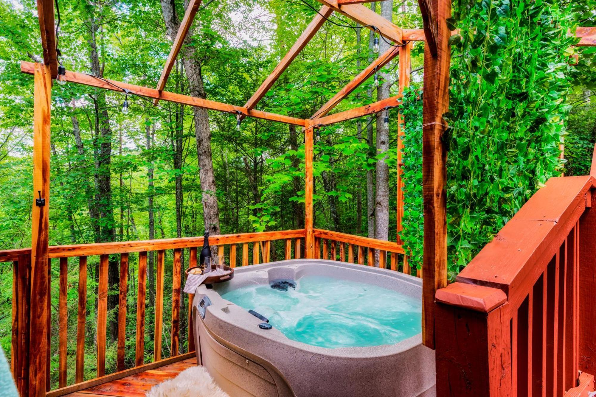 Cabin In A Gated Resort With Seasonal Resort Pool 鸽子谷 外观 照片